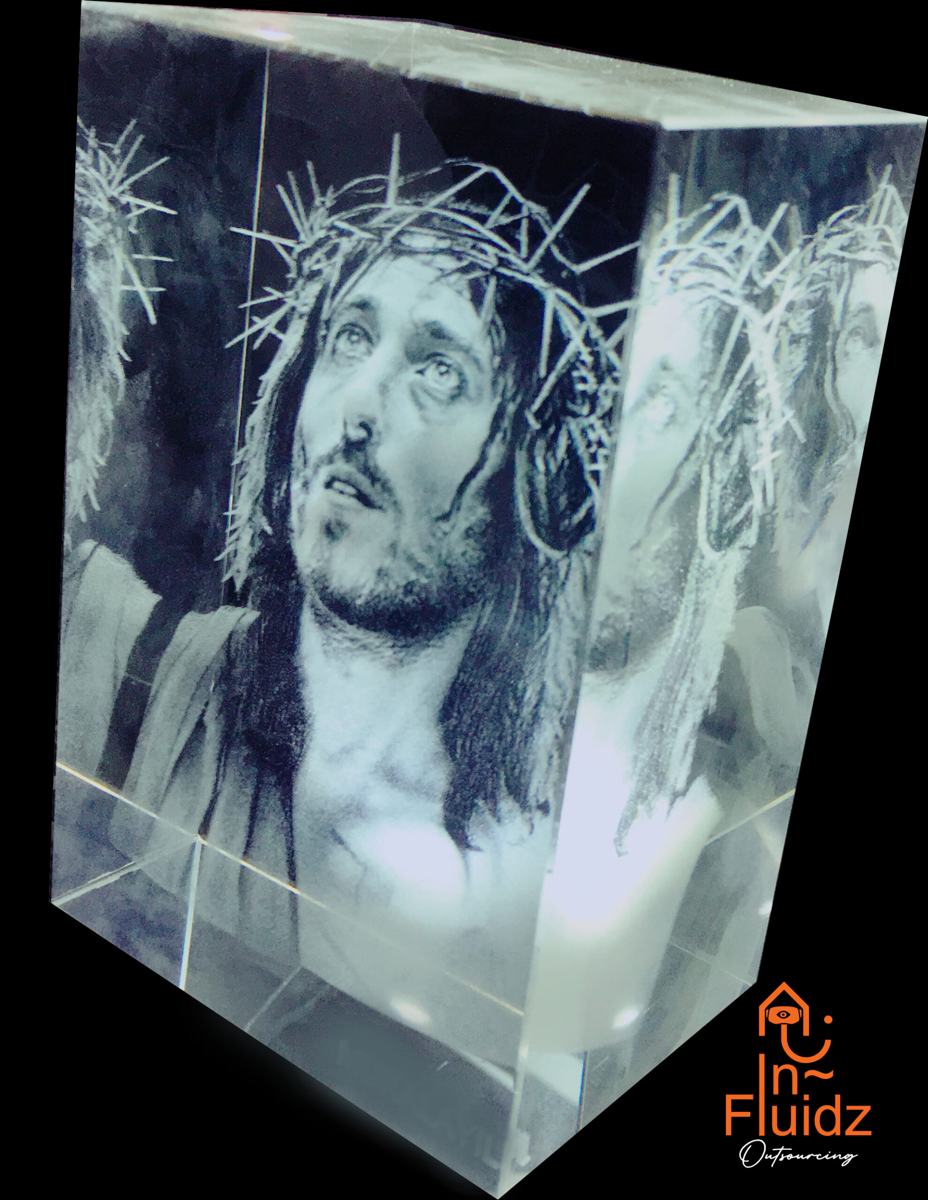 Portrait in crystal – angle